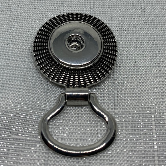 💖Magnetic Snap Button Charm Glasses Holder - 18mm/20mm - Picture 1 of 3